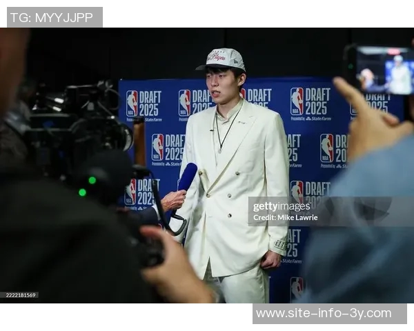 被质疑只关注杨瀚森解说回应:没有他你根本看不到这场比赛的精彩 被质疑只关注杨瀚森解说回应:没有他你根本看不到这场比赛的精彩